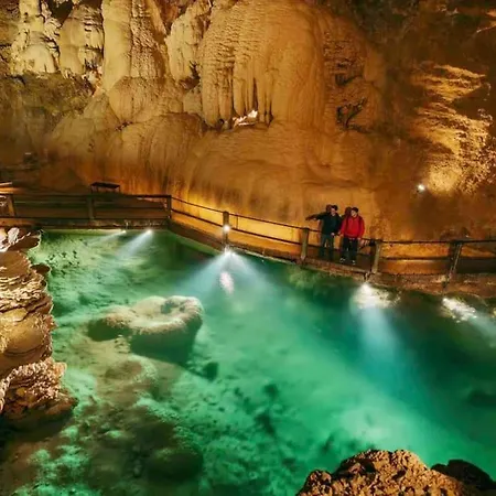 Feriehus Le Clos De Peyruzel, Daglan