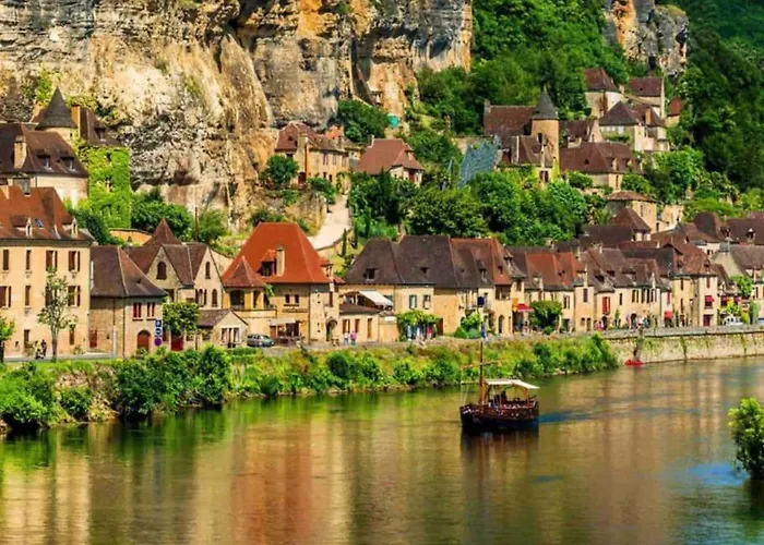 Le Clos De Peyruzel, * Daglan