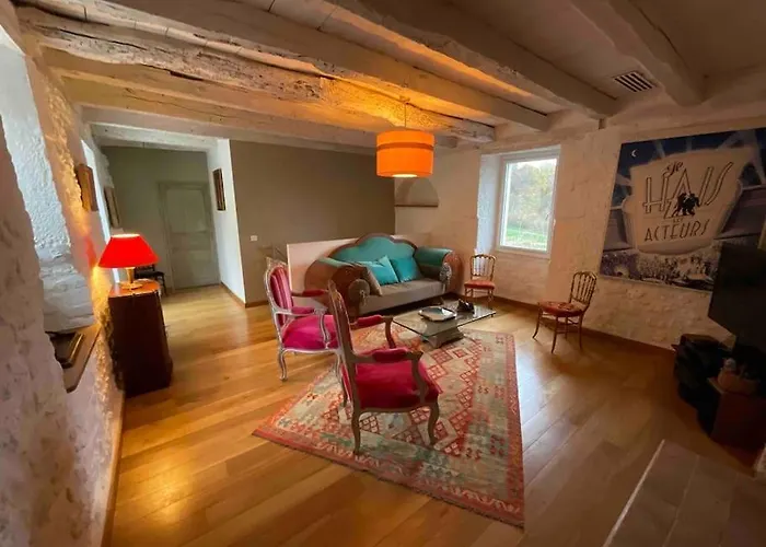 Le Clos De Peyruzel, *