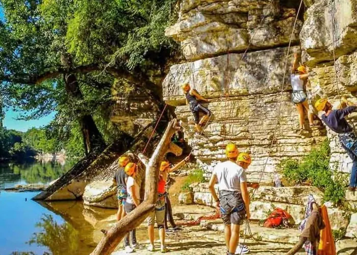 Le Clos De Peyruzel,